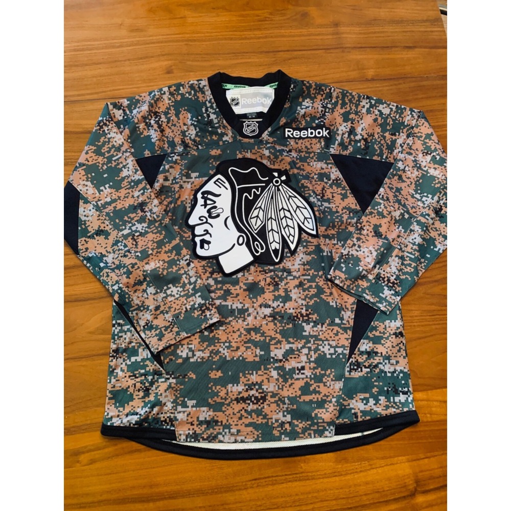 Chicago Blackhawks Military Digital Camo Hockey Jersey Reebok NHL Mens M 2014